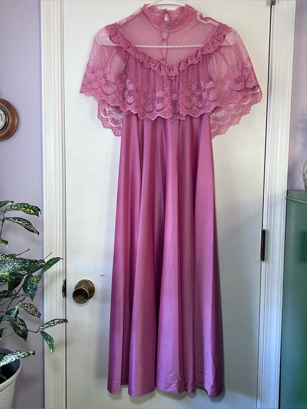 Vintage 1970’s JCPenney High Neck Prairie Prom Dress Size 0 High Neck Lace